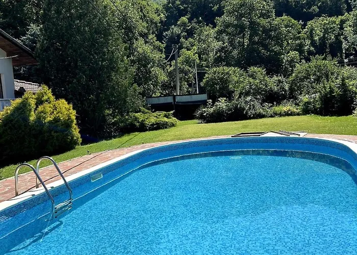 Ваканционна къща Efrosina Glozhene