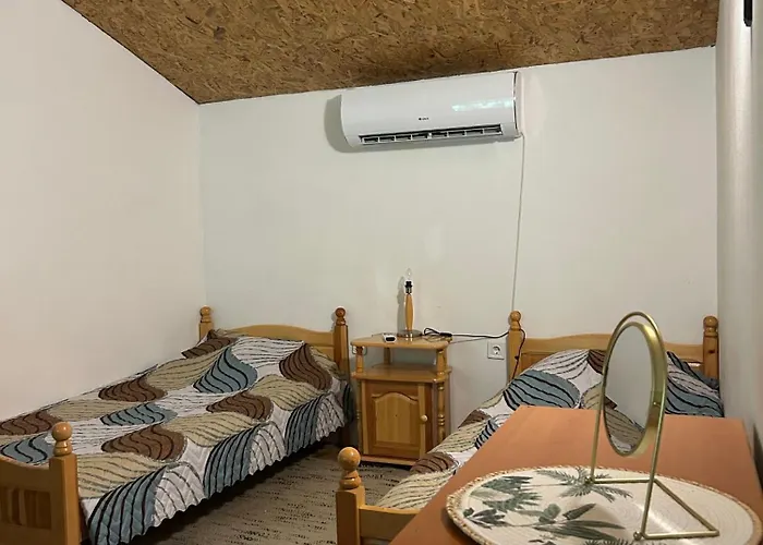 بيت للعطل Efrosina *